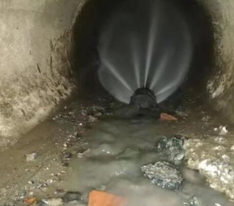 多伦市政管道清淤