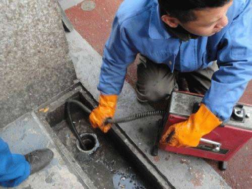 多伦疏通下水道